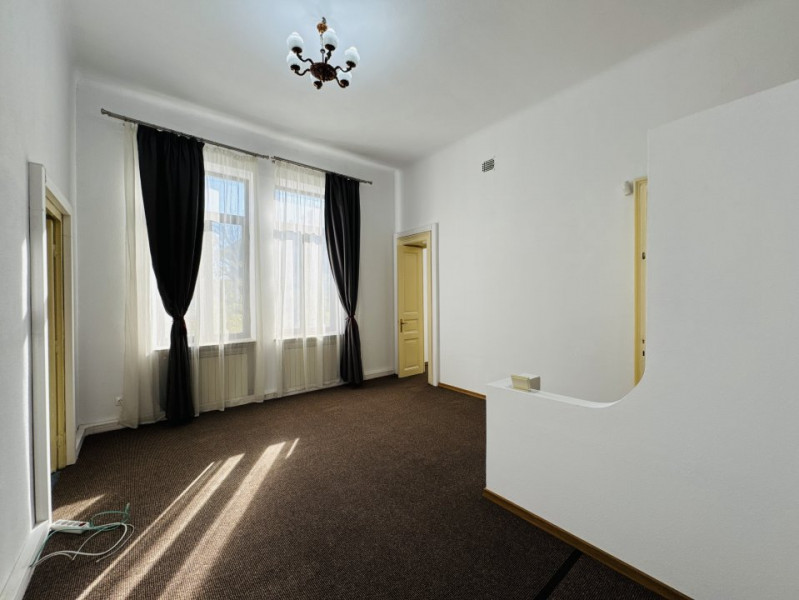 Apartament 4 camere, spatiul firmei TALE de langa Parcul Ioanid