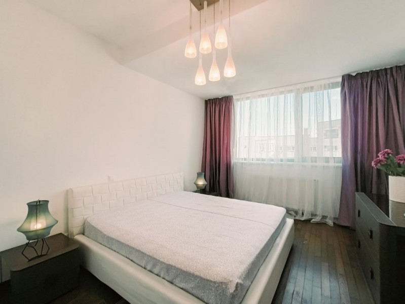 Apartament High Class, Sirenelor