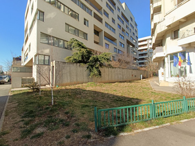 Apartament High Class, Sirenelor